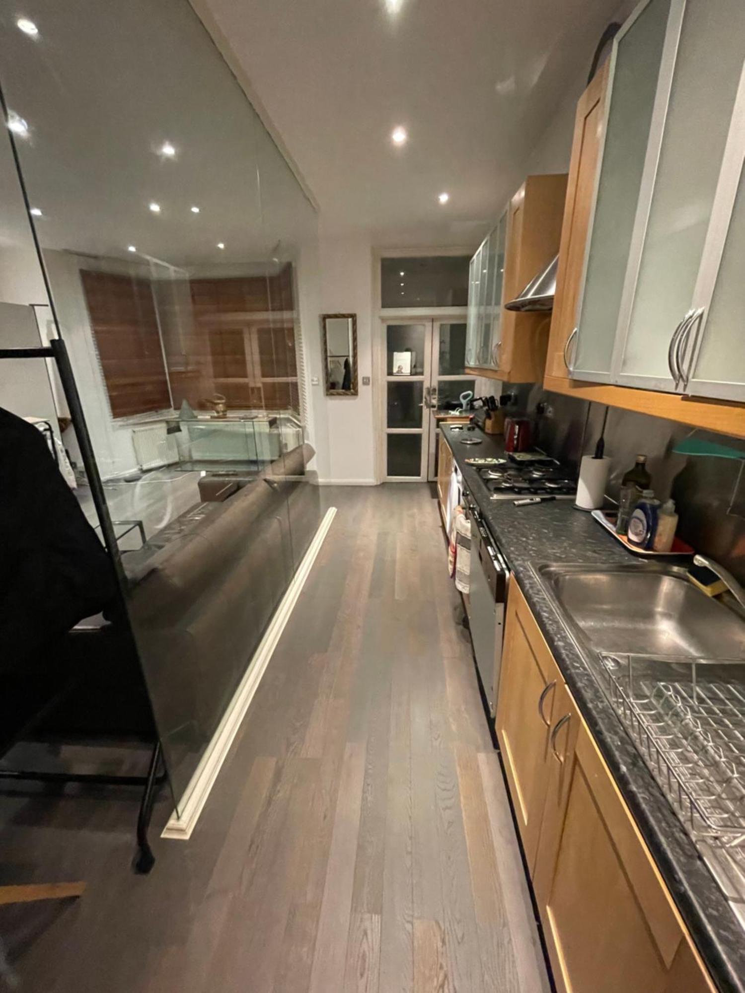 Large Studio Flat In Kensington Londra Esterno foto